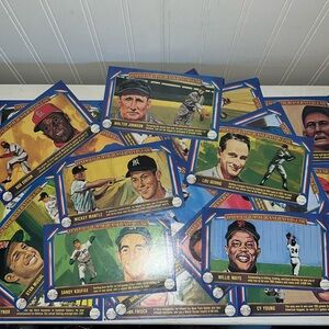 25 1982 Davco Hall of Fame Baseball cards babe Ruth cy young Robinson Aaron more